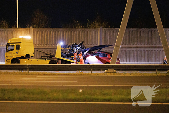 Meerdere voertuigen betrokken bij ongeval op snelweg