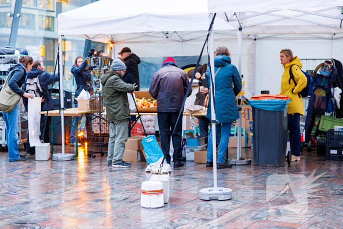 Demonstratie voor stoeptegel Benjamin