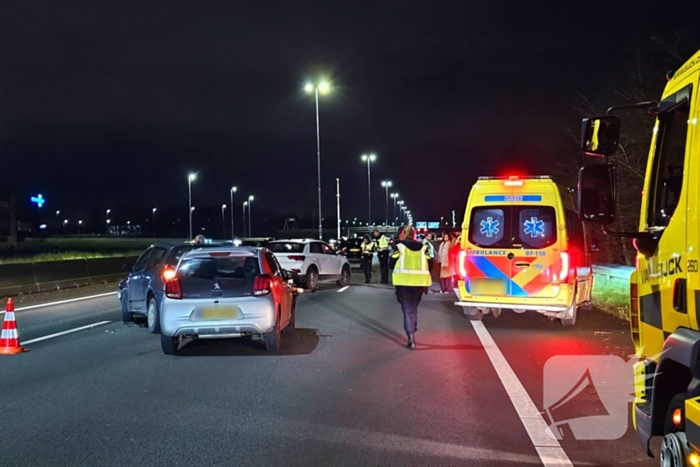 Drie voertuigen betrokken bij kop-staartaanrijding