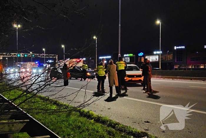 Drie voertuigen betrokken bij kop-staartaanrijding