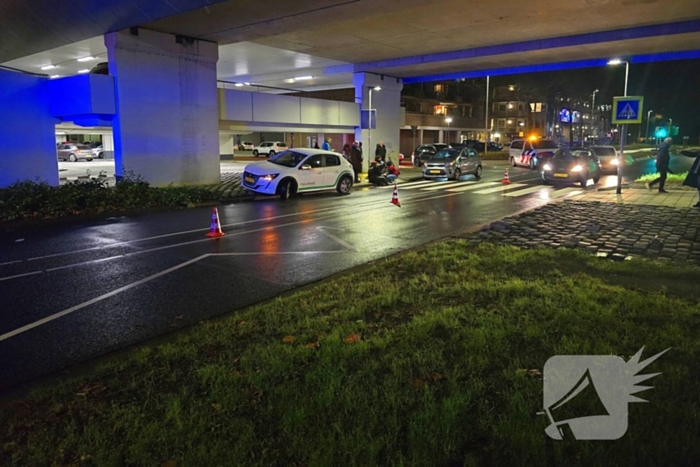 Voetganger aangereden door automobilist op oversteekplaats