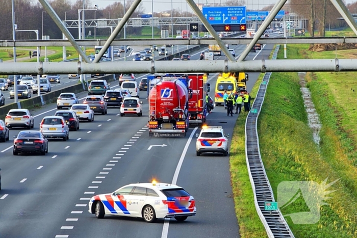 Meerdere vrachtwagens in botsing op snelweg