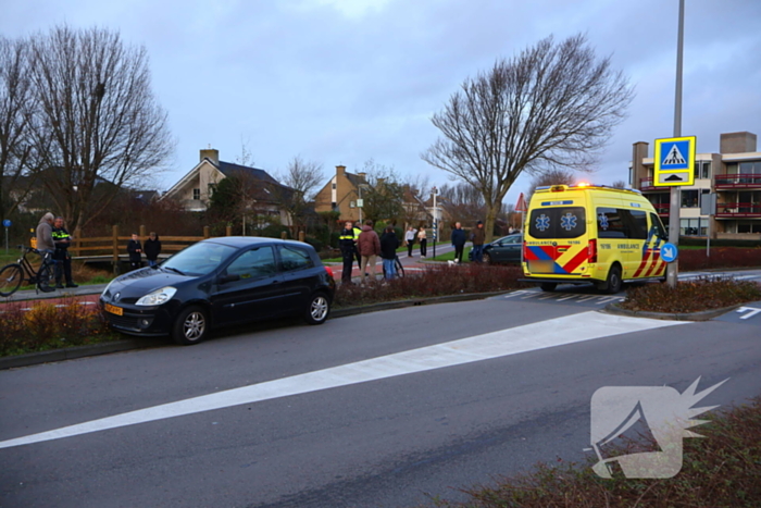 Fietsster gewond bij aanrijding op oversteekplaats