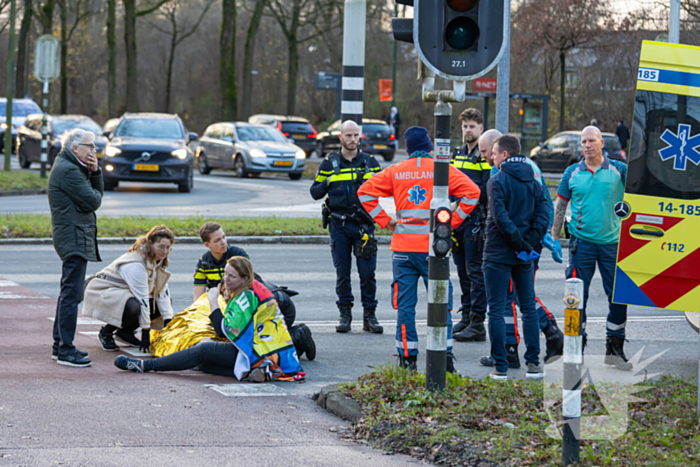 Voetgangster gewond bij aanrijding