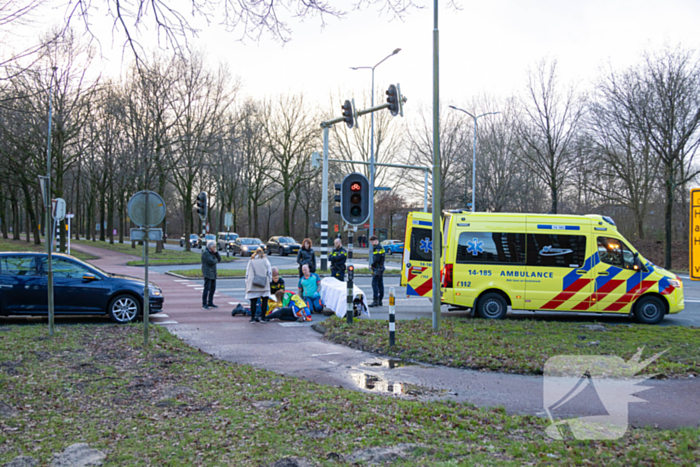 Voetgangster gewond bij aanrijding