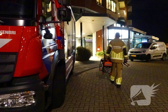 Brandweer bevrijdt persoon na uur uit lift in woonzorgcentrum