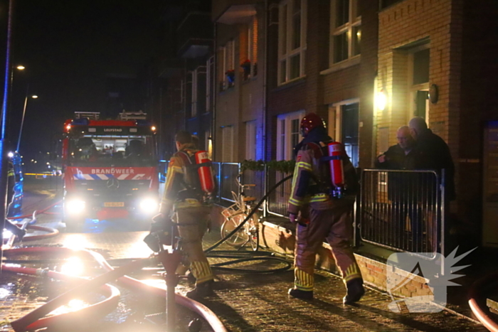 Persoon gecontroleerd na brand in woning