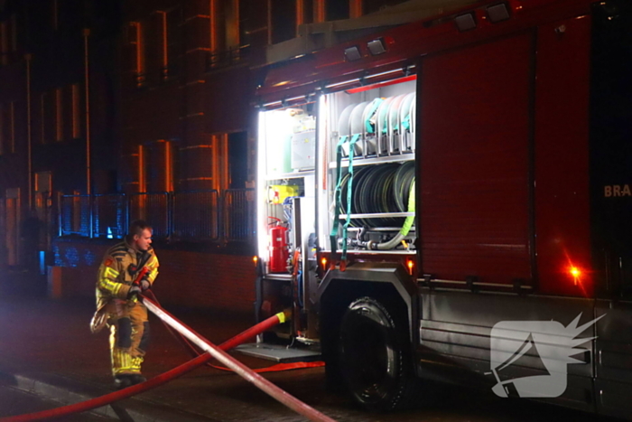 Persoon gecontroleerd na brand in woning