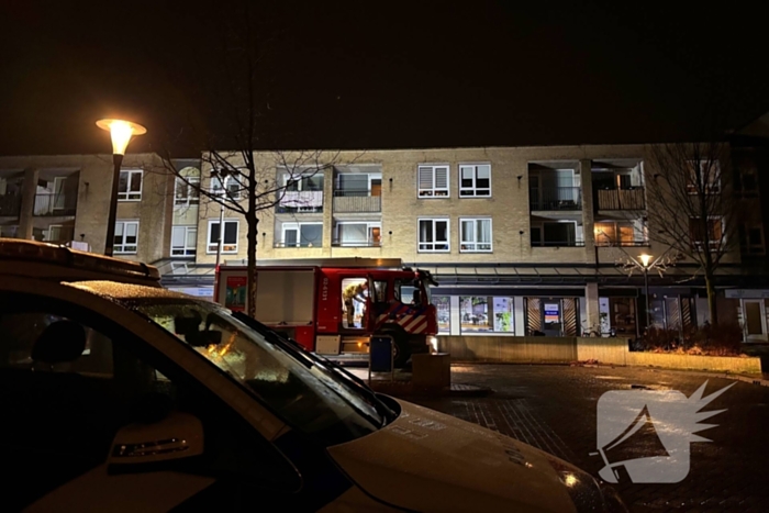 Brandweer blust brand in appartement