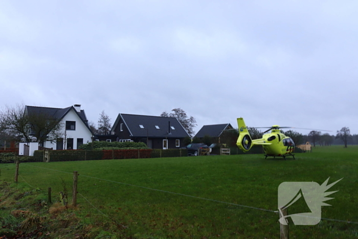 Traumahelikopter landt naast woning wegens noodsituatie