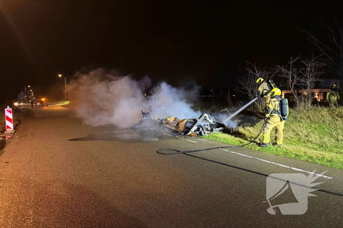 Caravan volledig uitgebrand