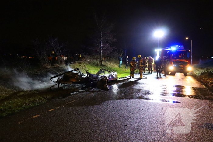 Caravan volledig uitgebrand