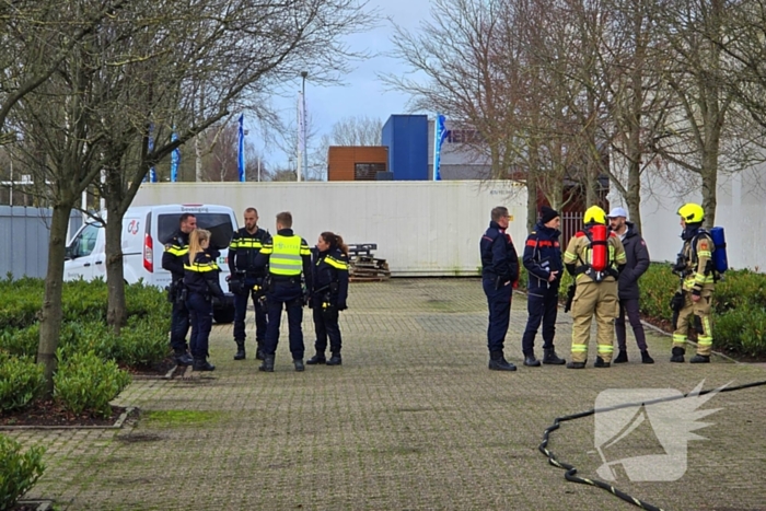 Brandweer ingezet voor brand in bedrijf