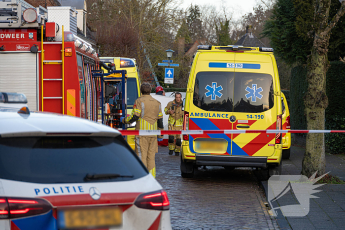 Voetganger overleden na aanrijding met lantaarnpaal