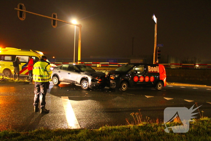 Flinke schade bij frontale aanrijding