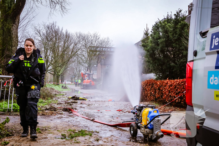 Huis uit op 1e kerstdag vanwege gas- en waterlekkage