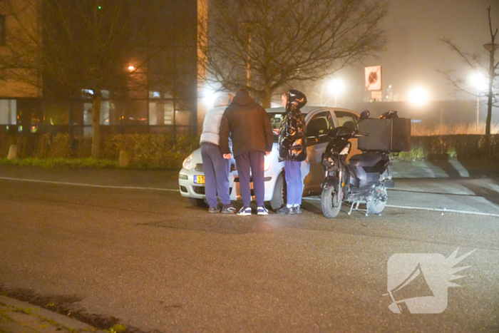 Scooterrijder gewond bij botsing met auto