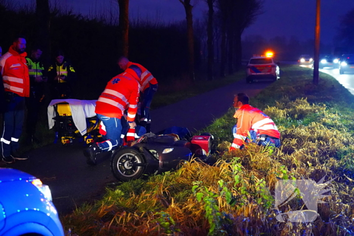 Scooterrijder zwaargewond na harde val