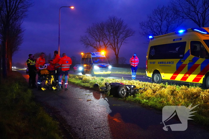 Scooterrijder zwaargewond na harde val