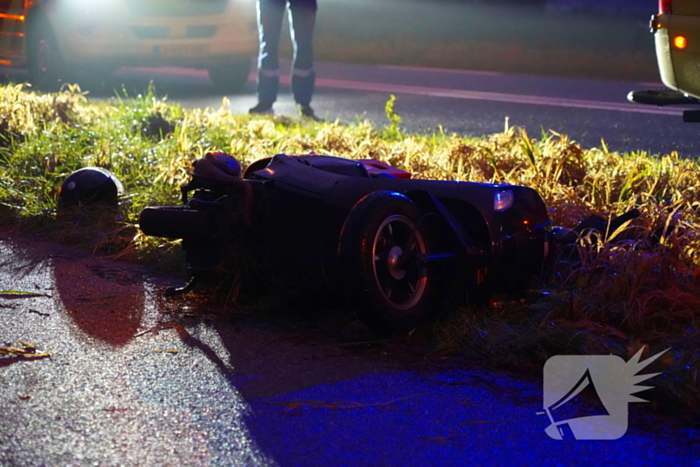 Scooterrijder zwaargewond na harde val