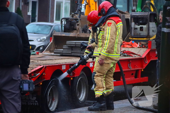 Brandweer ingezet bij brandende trailer