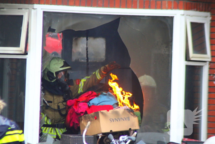 Flinke rook ontwikkeling bij brand in woning