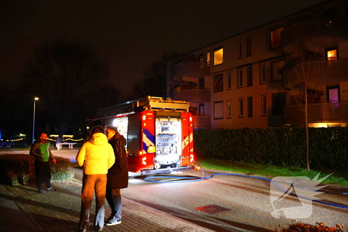 Balkons zwartgeblakerd na brand in appartement