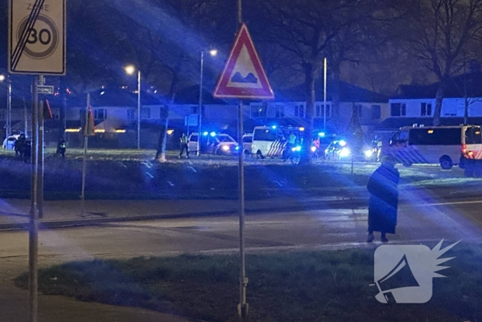 Politie schiet verdachten neer