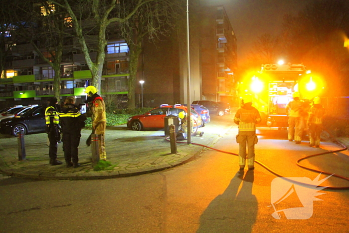 Vuurwerk veroorzaakt brand in ondergrondse vuilcontainer