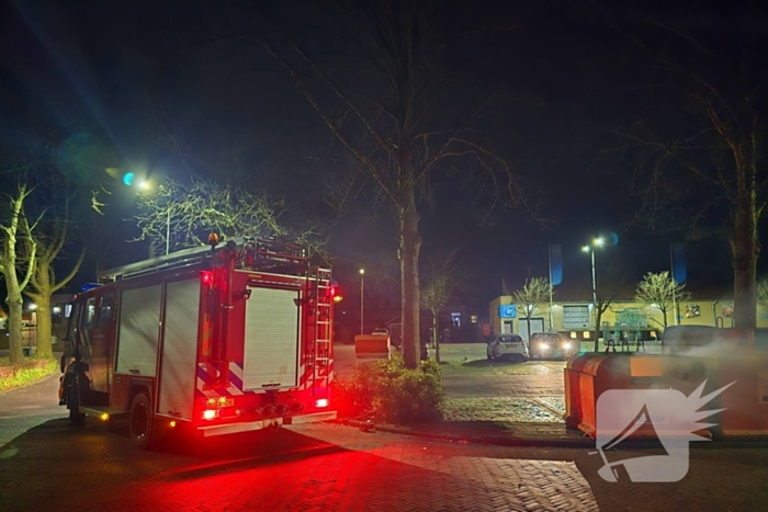 Containerbrand door vuurwerk