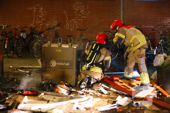 Brandweer ingezet voor brandend afval