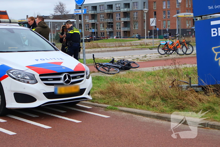 Fietser geschept door automobilist