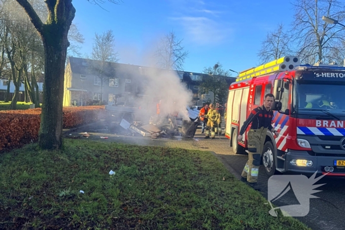 Brand in opgehaald vuurwerkafval snel geblust