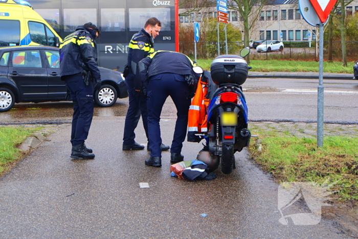 Scooterrijder gewond bij aanrijding met automobilist