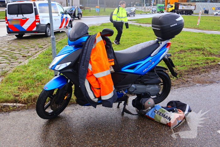 Scooterrijder gewond bij aanrijding met automobilist