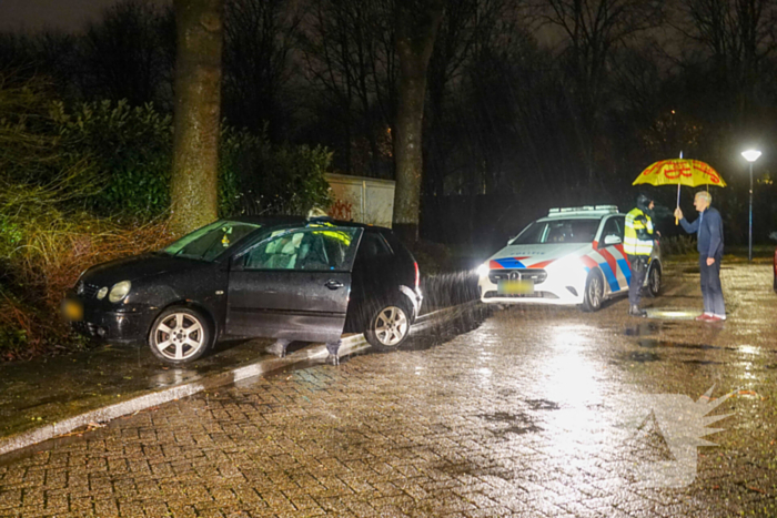 Automobilist negeert stopteken, politie start achtervolging