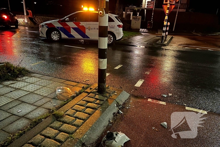 Bestuurder verliest de macht over het stuur