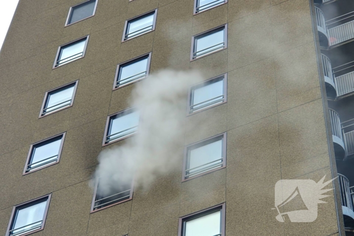 Flatbewoners geavacueerd bij brand in flatwoning