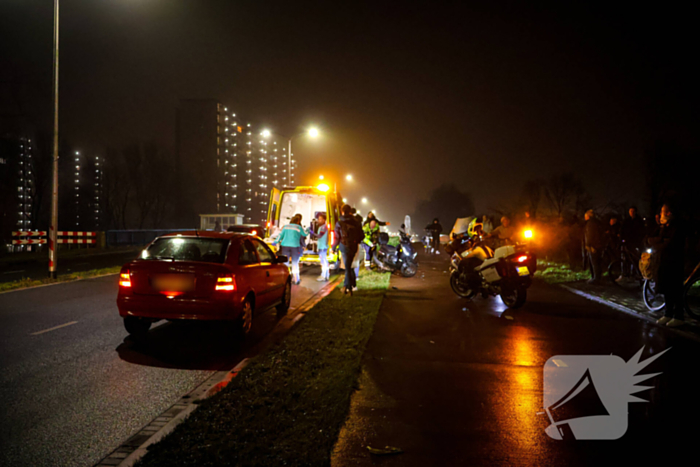 Scooterrijder komt ten val bij aanrijding