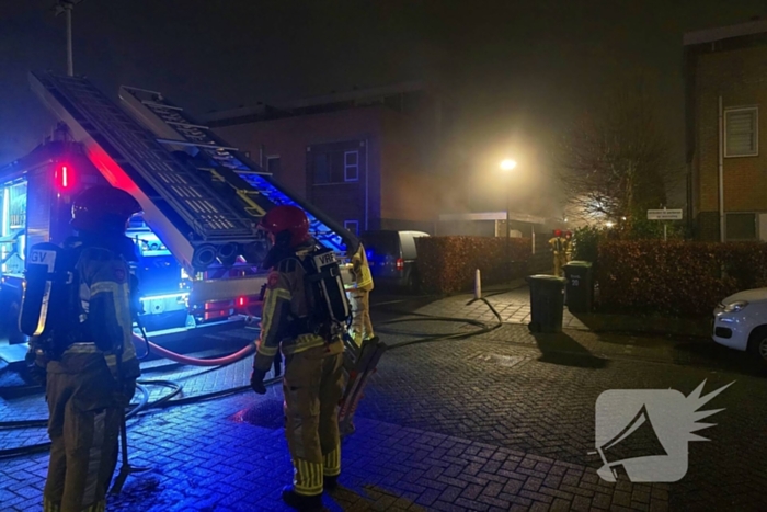 Brand in garage van woning