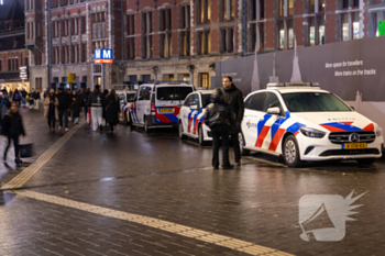 steekincident stationsplein amsterdam